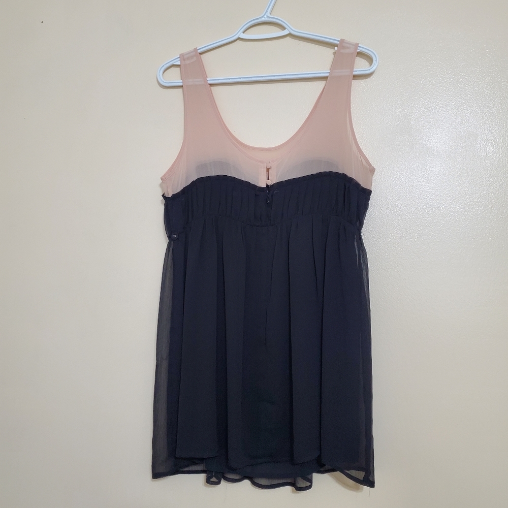 Mixit Sleeveless Babydoll Blouse - size Medium